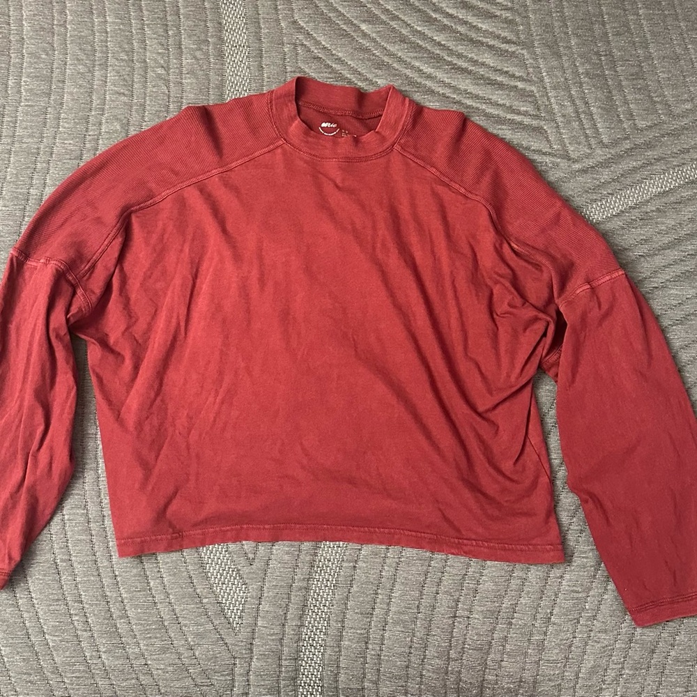 NWOT Aerie Cherry Red Crewneck